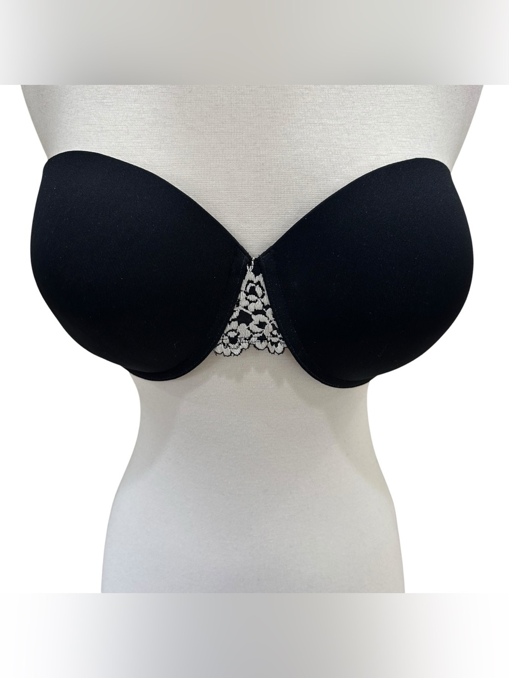 Wacoal Strapless Embrace Lace Bra Black 854191 Size 36D Underwire NWOT